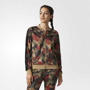 NWOT adidas Originals X Pharrell Williams Hu Camo Superstar Track Jacket Small